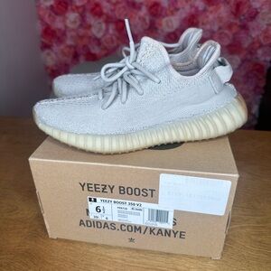 Yeezy boost 350 sneakers sesame beige size 8